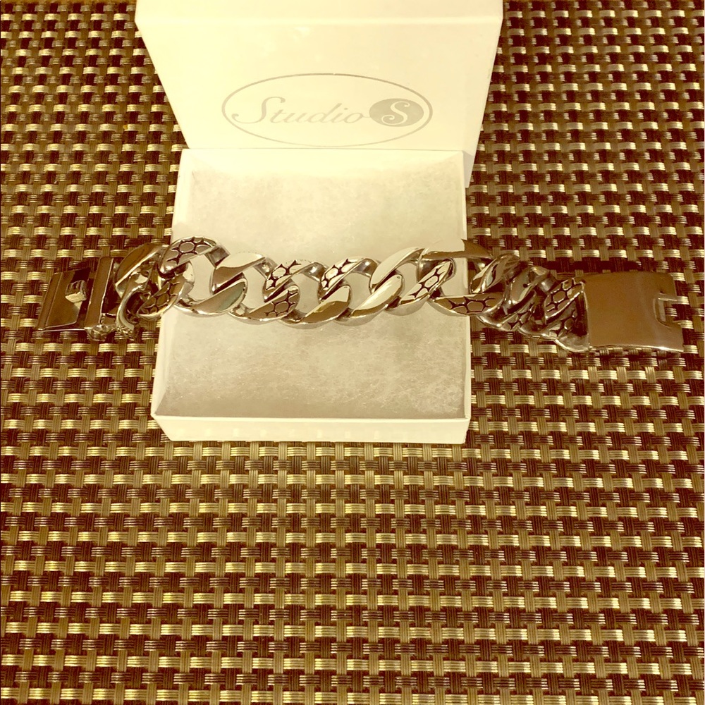 Cuban link stainless steel bracelet